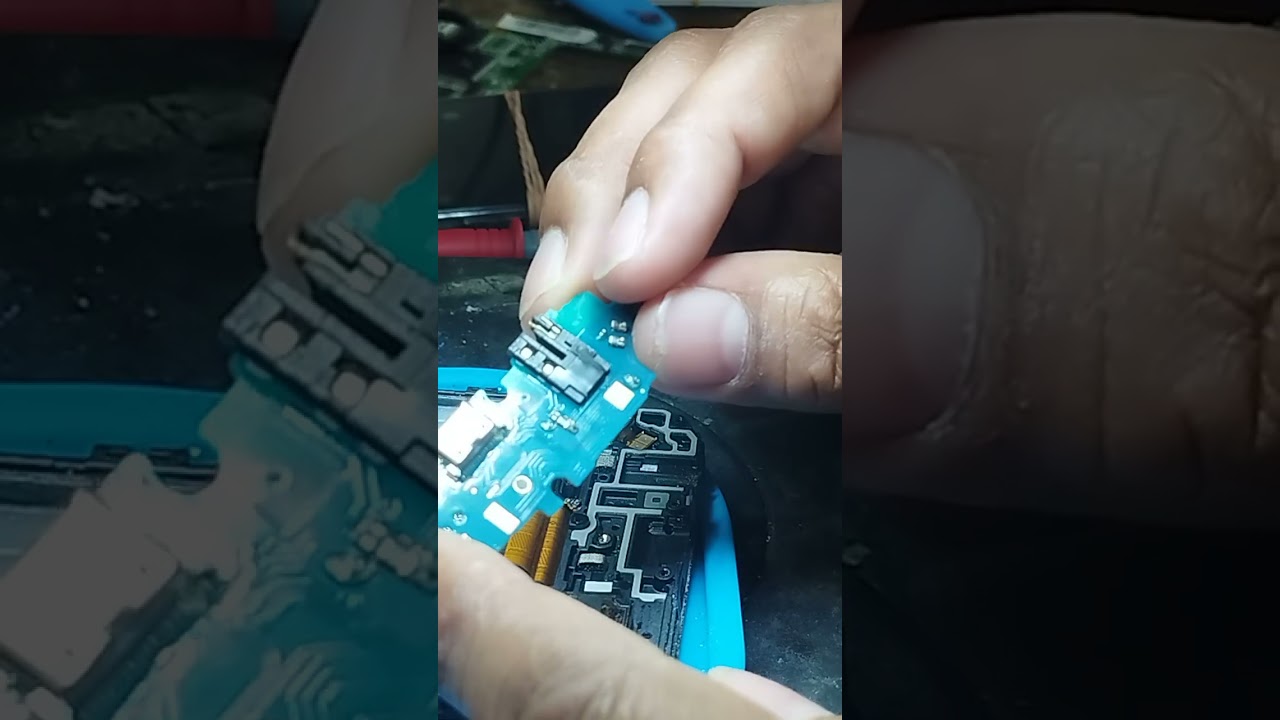 Samsung A14 no carga, corto en línea Vbus