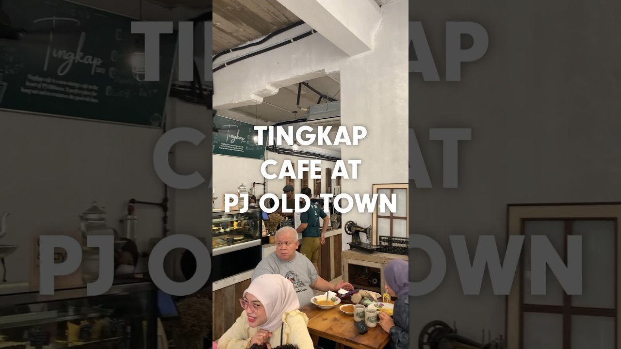 We found a cozy little cafe serving great food in PJ Old Town. 😋 #JiakBaBuay #PJOldTown