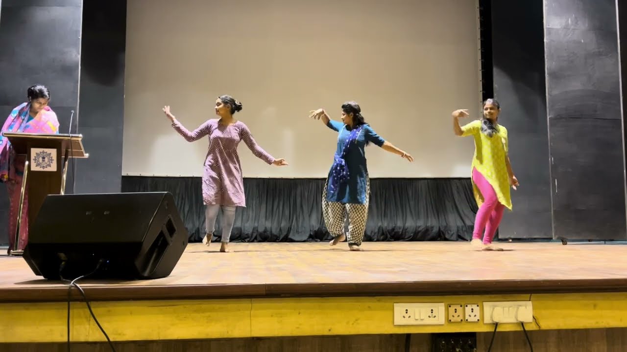 KOLKATA POLICE  প্রোগ্রাম এর আগে ফাইনাল রিহার্সাল ছিল 🤩 @Glam_girl_susmita1 #kolkatapolice #viral