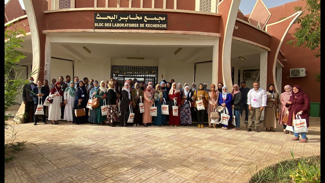 Integrating Speaking Skills in EFL Classroom Workshop