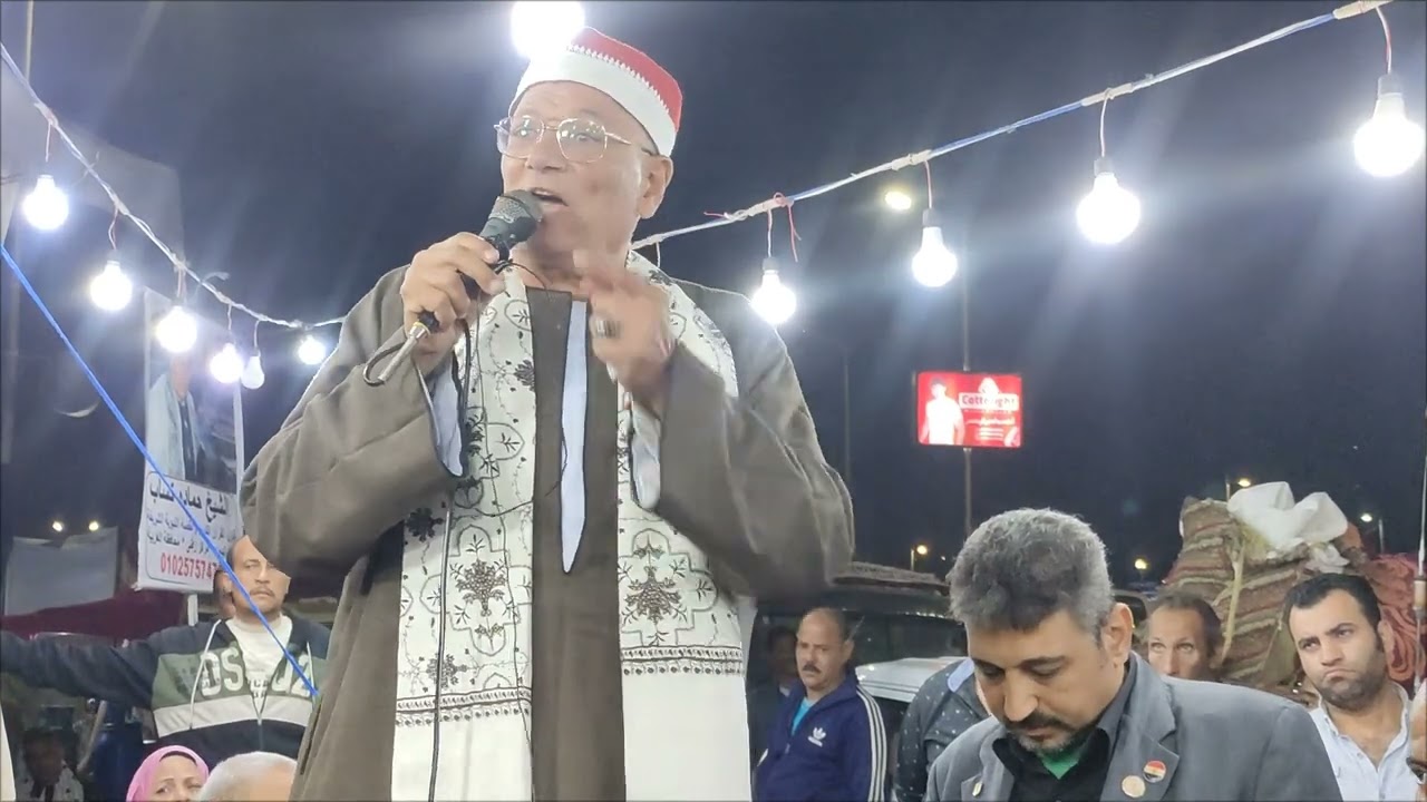 مع  الشيخ محمد كاسب باحتفال بمولد الحسين رضي الله عنه امام مسجد الحسين