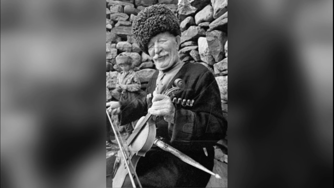 Tsagaraty Sozyrxho  -- iron avzag   ..ирон æвж'аг.. |ирон æвзаг|