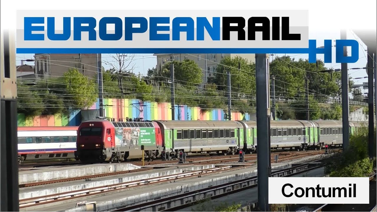 Comboios de Portugal Comboio Marcha 5600 loco 5619 + 6 Corail carriages arrives at Contumil