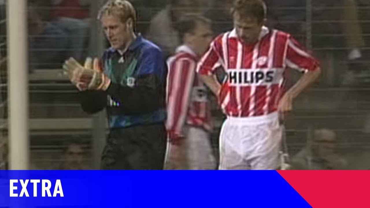 Extra • Adri van Tiggelen • Defending • PSV - Fortuna Sittard (07-11-1992)