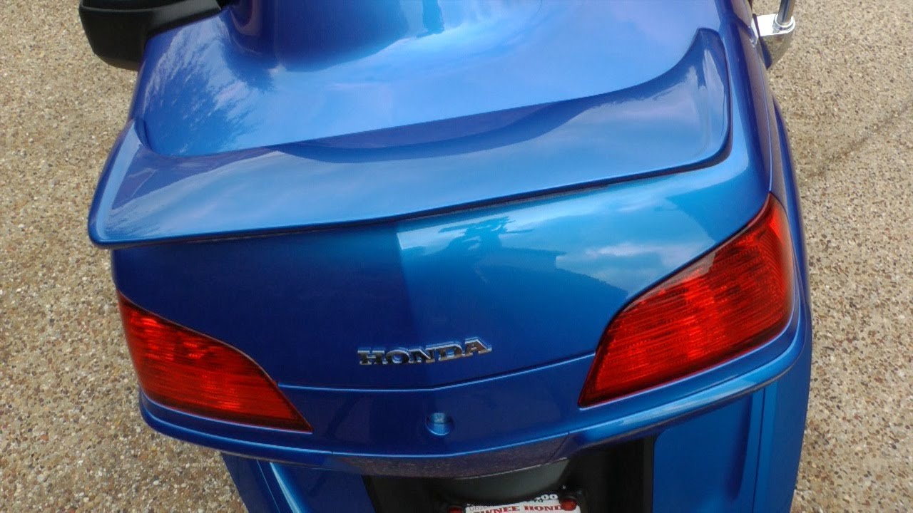 Installing A Spoiler On A Honda Goldwing GL1800