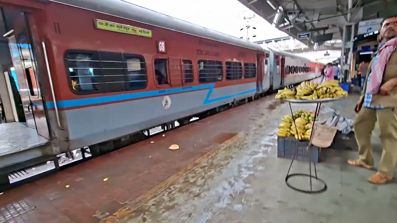 Three trains in Nagpur railway station on 9th August 2025