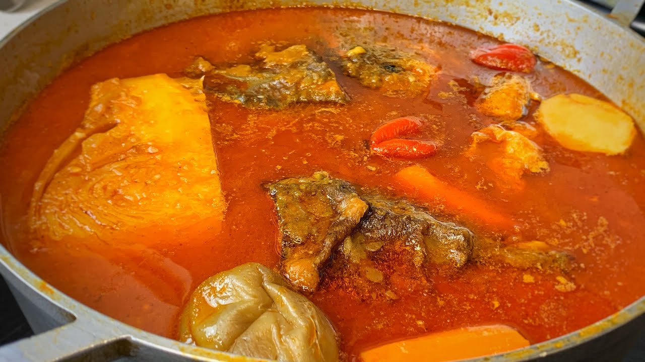Fish Stew Recipe | Sauce au Poisson (Recette Guinéenne)