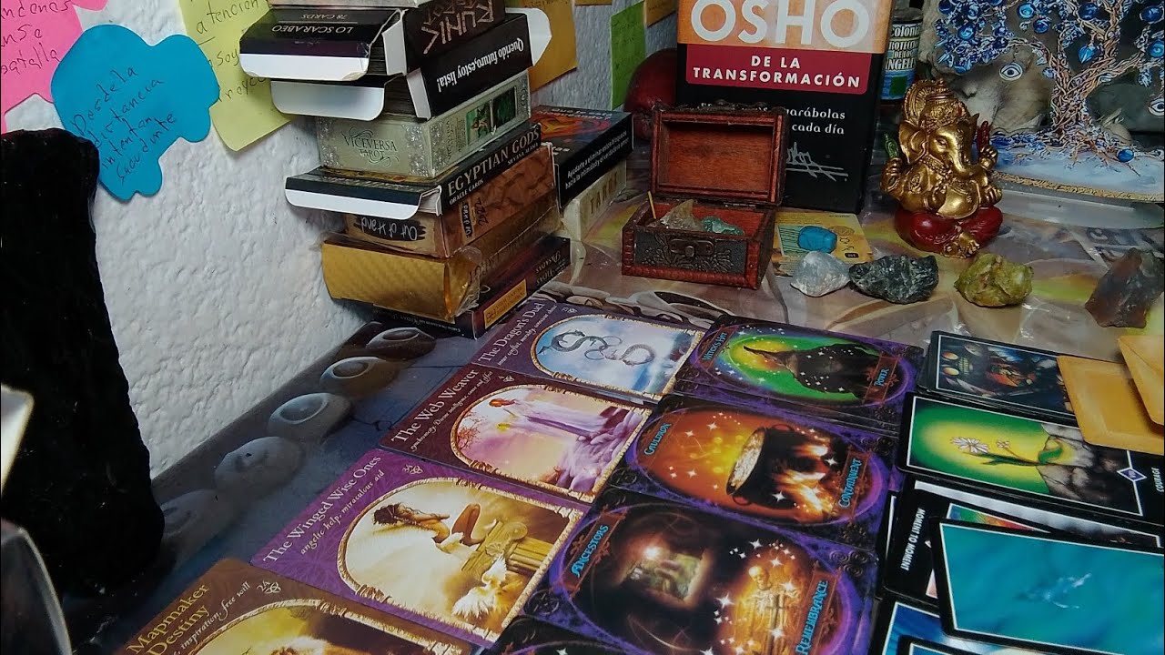 ERES PARTE DE LA ASCENCIÓN 💜 ALGUIEN PIENSA MUCHO EN TI. LA BRUJA TE ESPIA. #astrology #tarot 