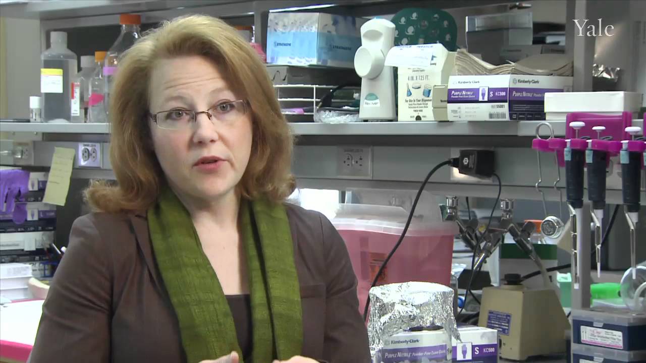 It's Harder for Women to Quit Smoking