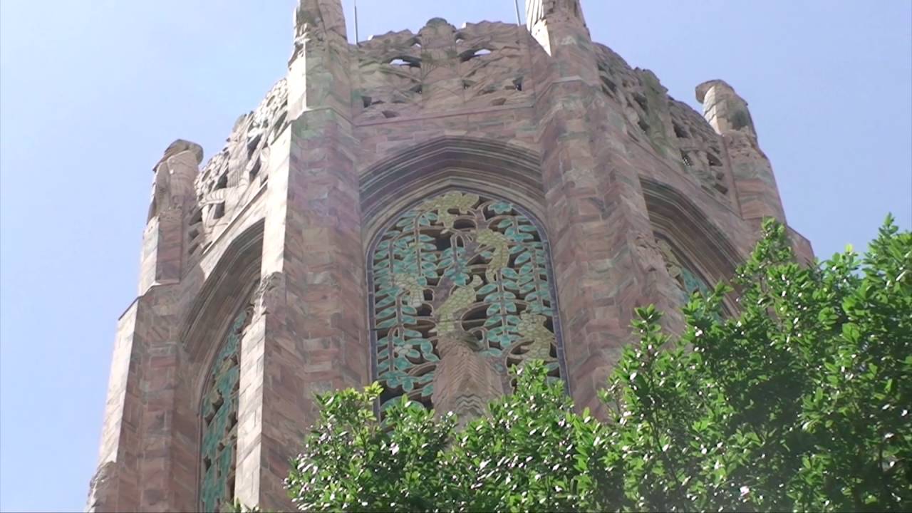 the SINGING TOWER&copy;