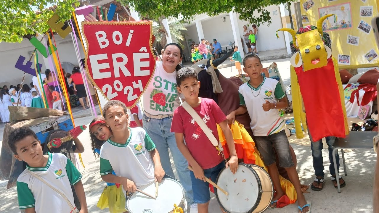 BOI ER&Ecirc; - 1&deg; ELETIVA DA ESCOLA ADALGIZA CAVALCANTE DE BARROS CORREIA