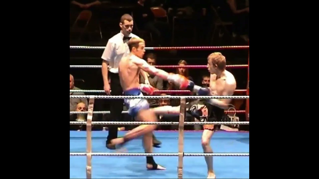 Bruce Lee's Jeet Kune Do Lead Roundhouse in Muay Thai
