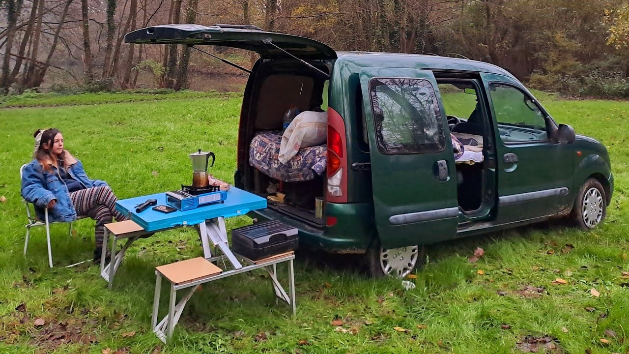 Este es nuestro NUEVO HOGAR 😲 primera noche en la KANGOO CAMPER 🚛