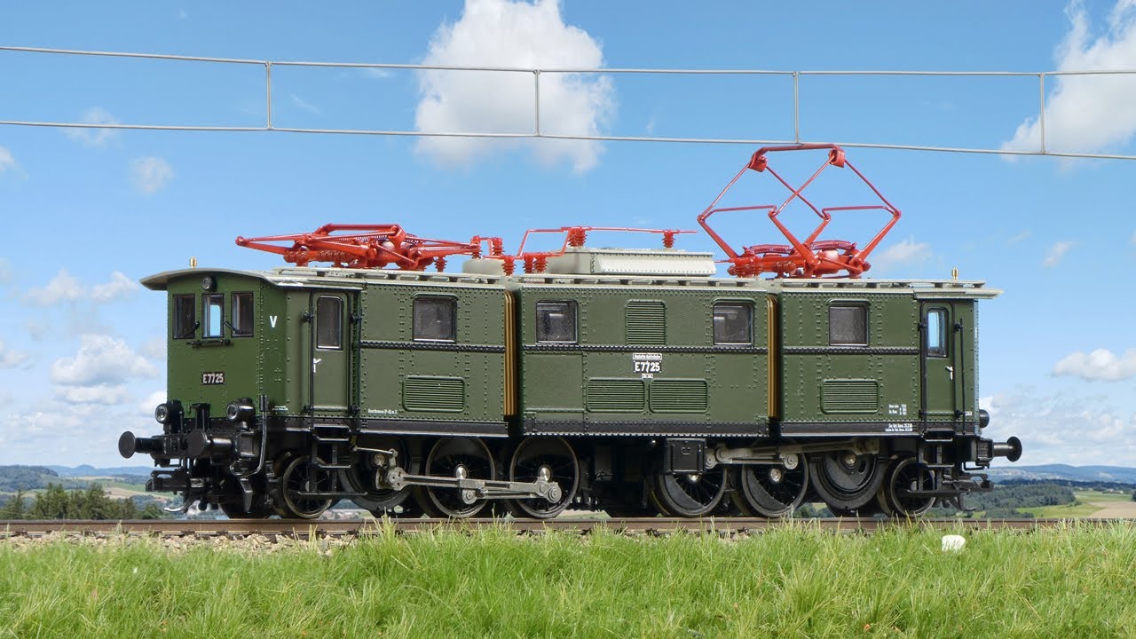 TRAINMANIA - Zkušební jízda elektrické lokomotivy E 77 DR od firmy Tillig (TT)