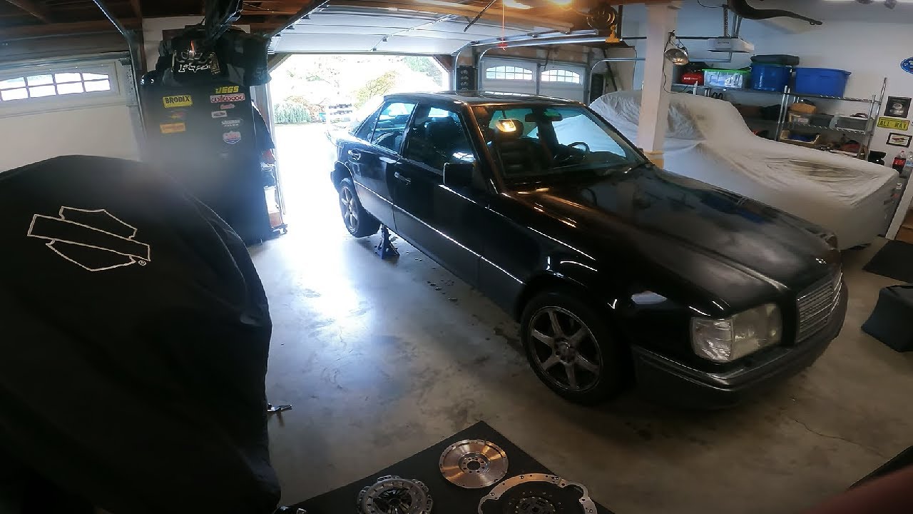 Mercedes E420 Manual Swap (Part 1) - Pulling the Old Automatic!