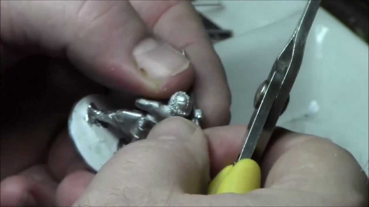 Steel Wire Spears and Preparing 28mm SAGA Vikings for Painting