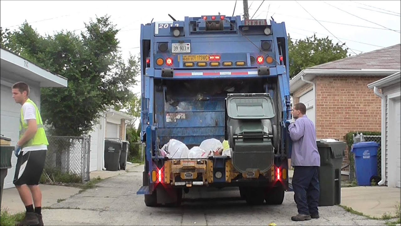 Heil Durapack 5000/Mack LEU - Republic Services