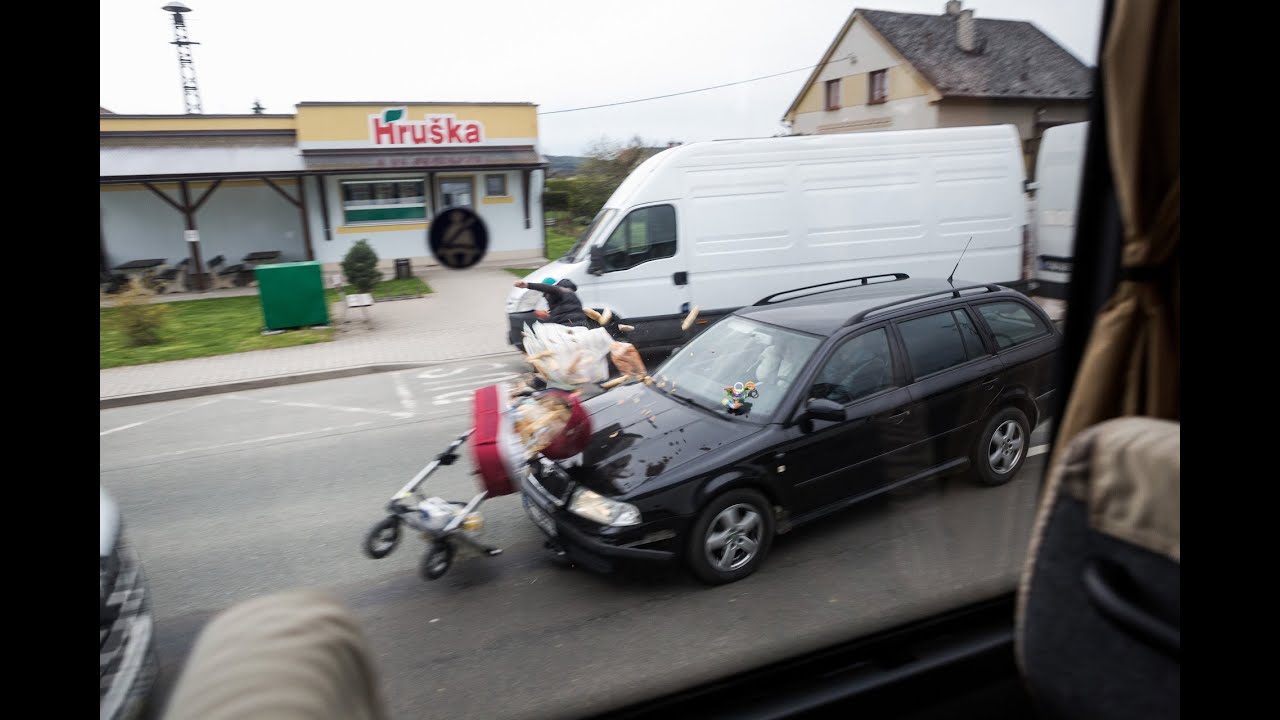 ODHALENÍ NEHODY S KOČÁRKEM (projekt 13 MINUT)