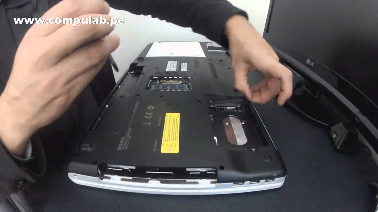 Desarmar (desamblado) Laptop Sony Vaio serie E