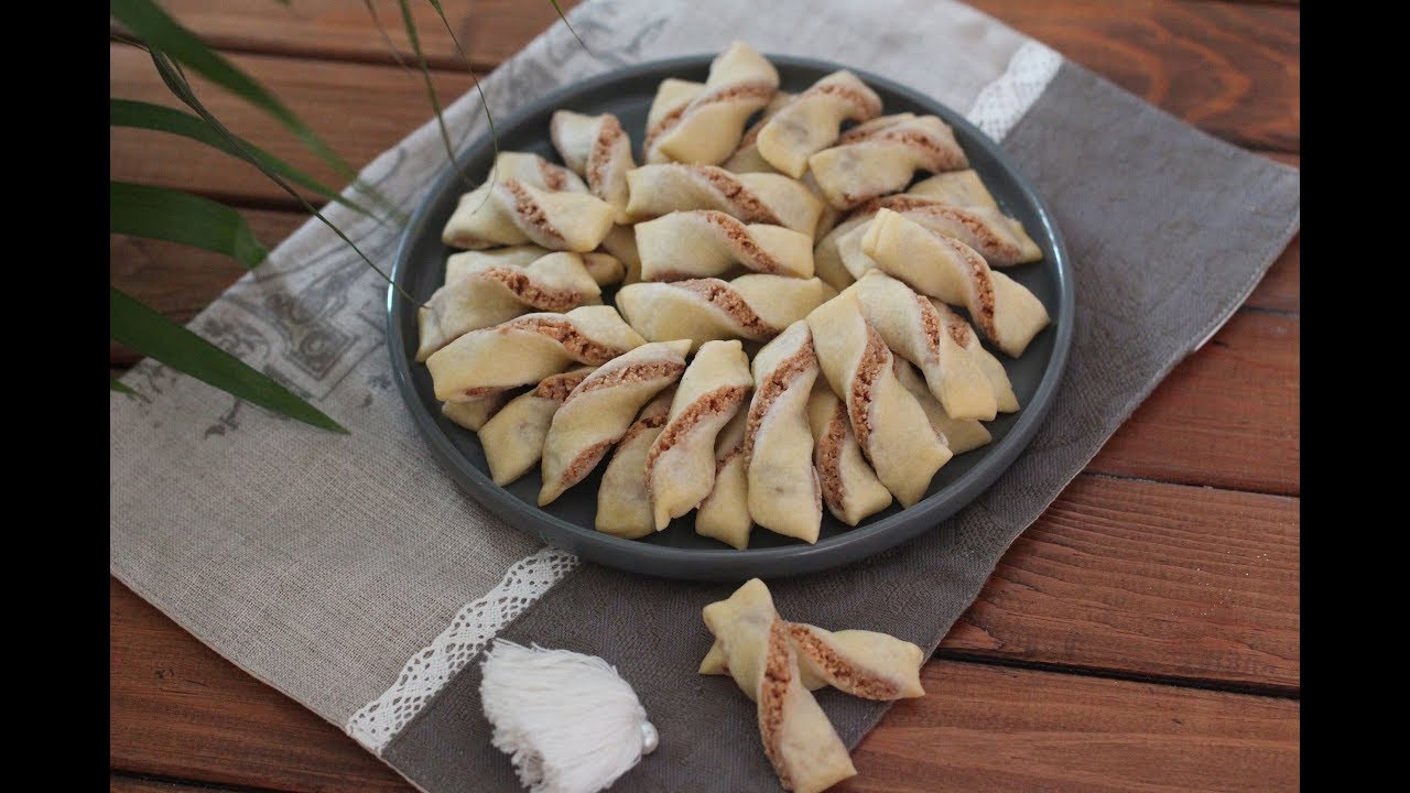 Petits gâteaux torsadés, aux cacahuètes (gâteaux pour l'aid)