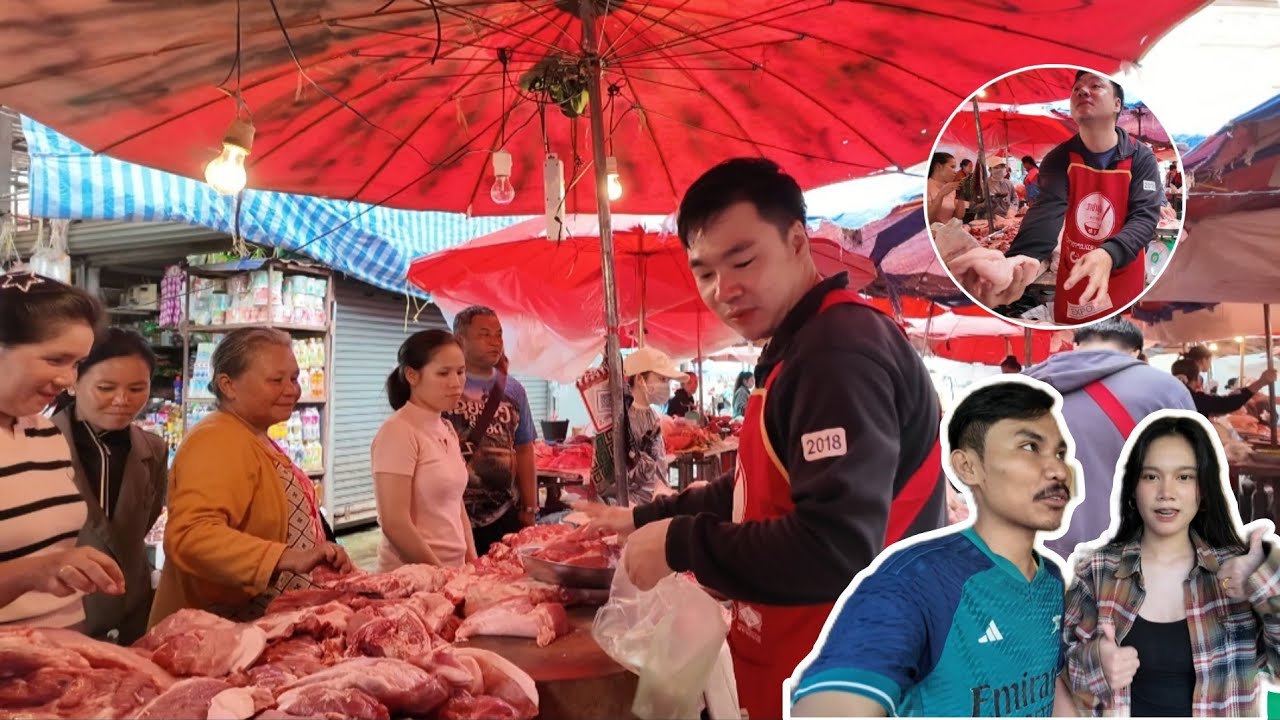 นานแล้วไม่ได้ลงตลาดกับแฟน ไปเจอพ่อค้าขายชิ้นหมูใจดีเเถมให้อีก🇱🇦