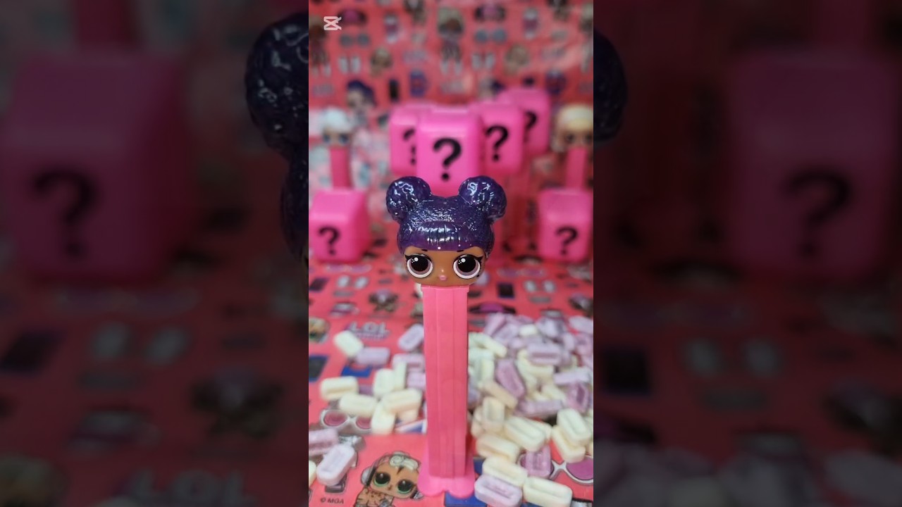 ASMR Dispenser Pez 🍬 L.O.L Surprise❓Purple 🟣 Queen #asmr #pez #lolsurprise