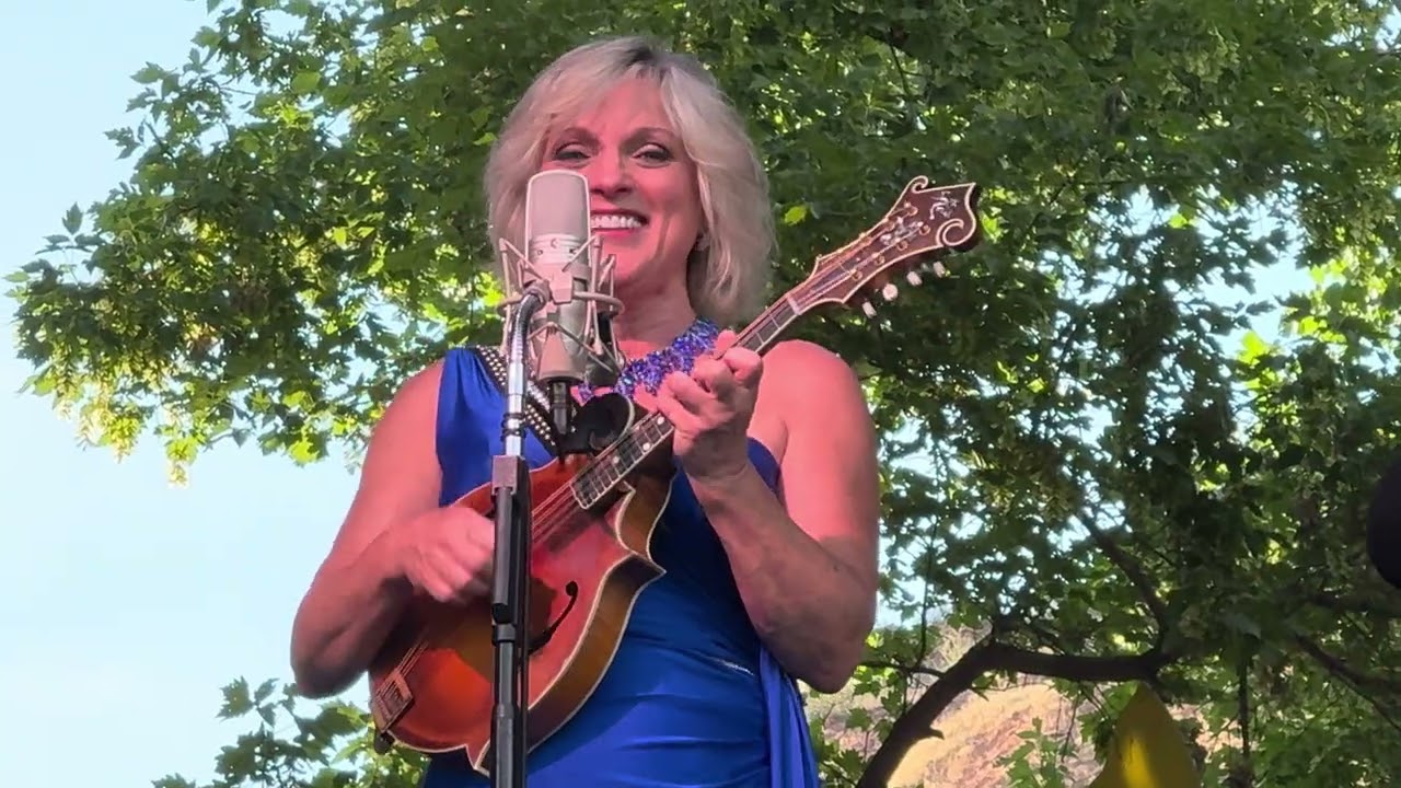 Rhonda Vincent and the Rage, 'Help!