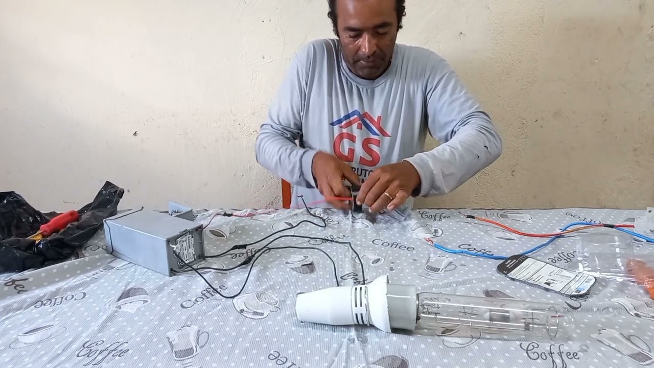 como ligar um relé com quatro fio