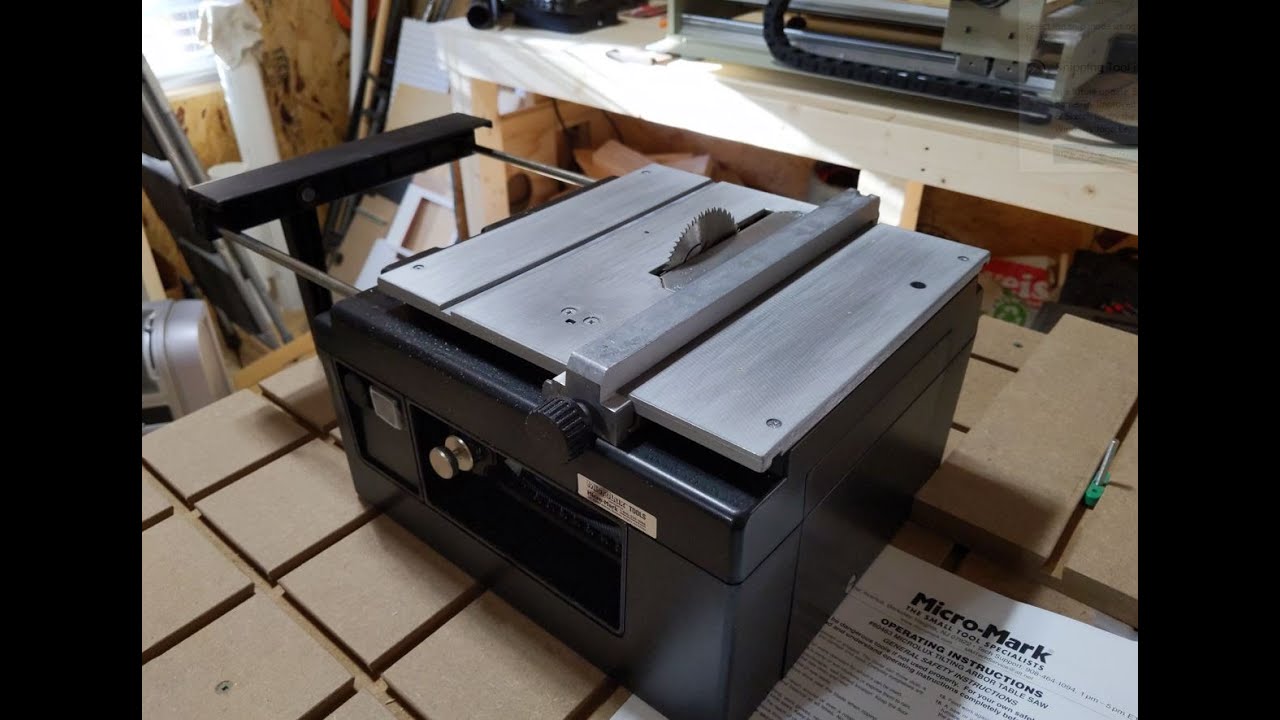 MicroLux/MicroMark - Mini Table Saw - Unboxing & First Cuts!