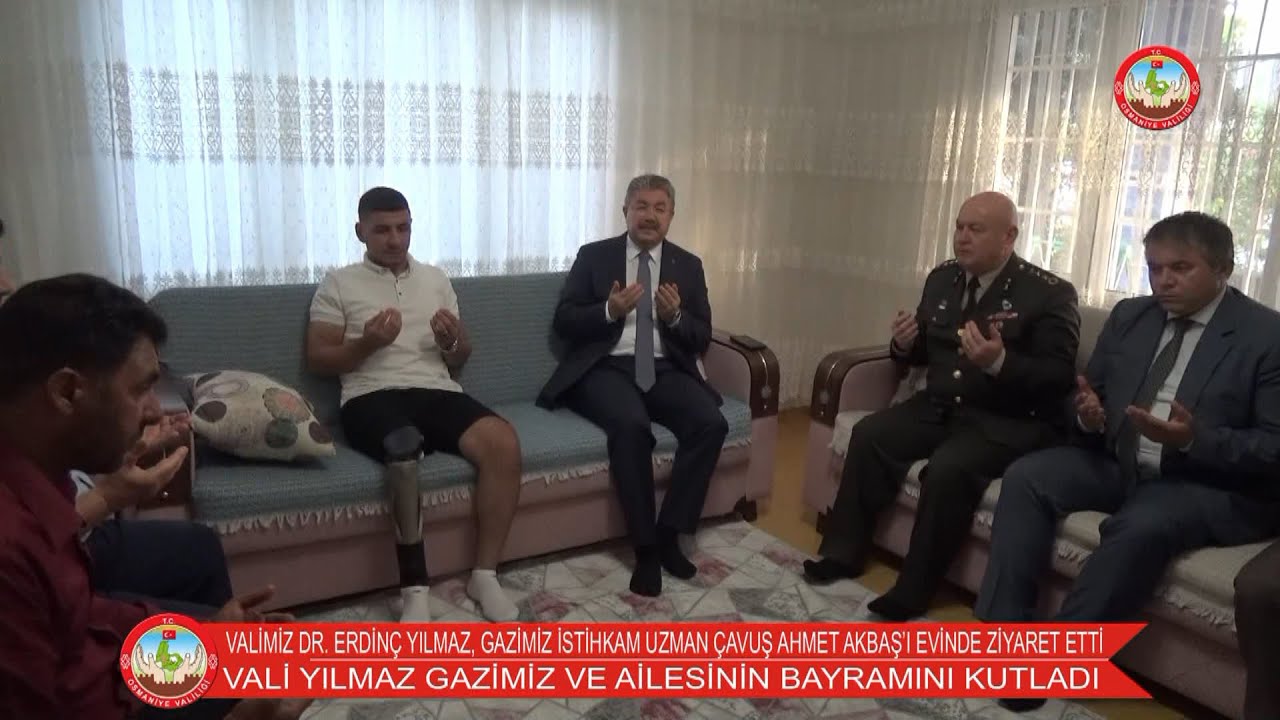 VALİMİZ DR. ERDİNÇ YILMAZ, GAZİMİZ İSTİHKAM UZMAN ÇAVUŞ AHMET AKBAŞ’I EVİNDE ZİYARET ETTİ