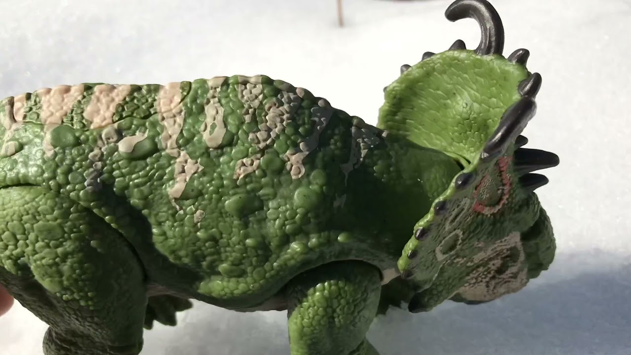 Pachyrhinosaurus vs Carnotaurus - Dino Duels - S1 E5