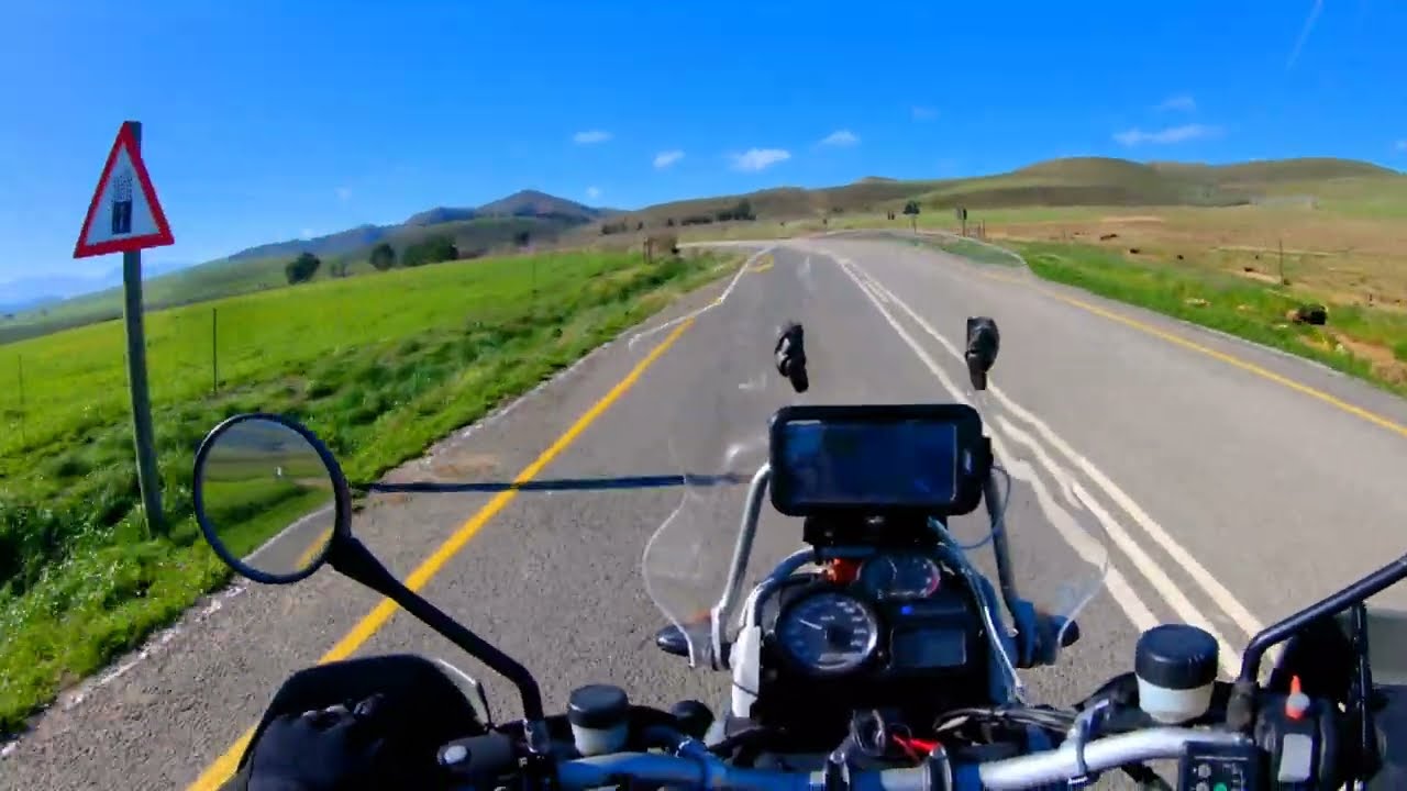 Bakenskloof, Greyton: Gravel Road Bliss and Cold Beer Reunion