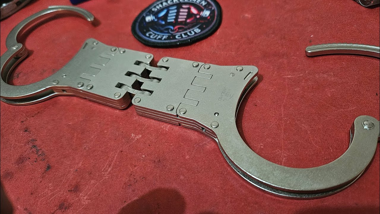 TCH 860 Extended Hinged Handcuff Escape