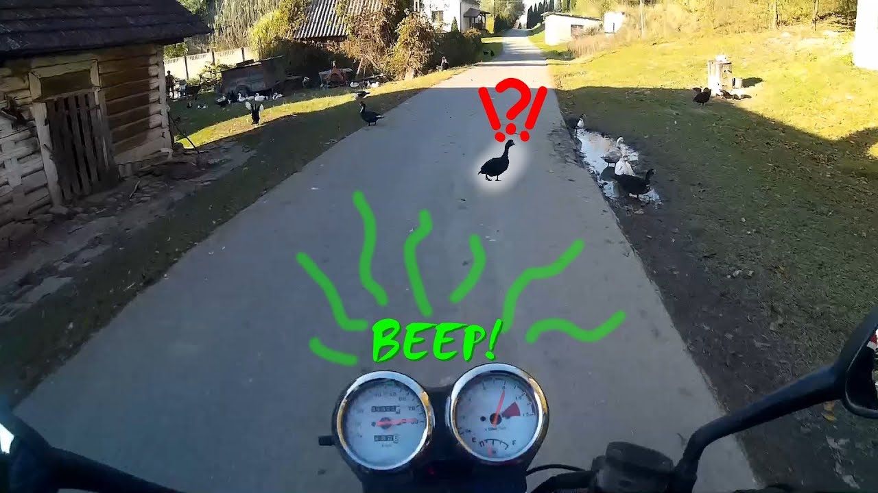 Ostra jazda po wąskiej drodze na GB Street 110ccm