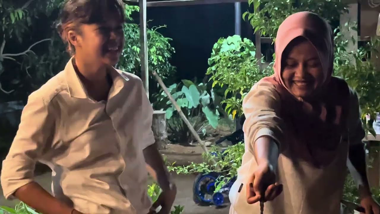 Ulang tahun kali ini spesial,,neng kebon