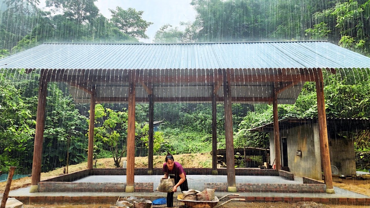 95 days: to build the farm, fence, and install a sturdy wooden frame.