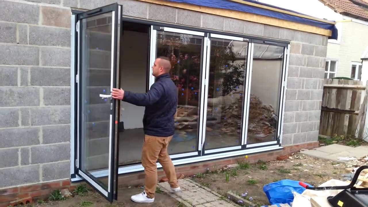 4 pane Ass Schuco 70 FD. 3 and 1 Configuration with Magnetic Blinds