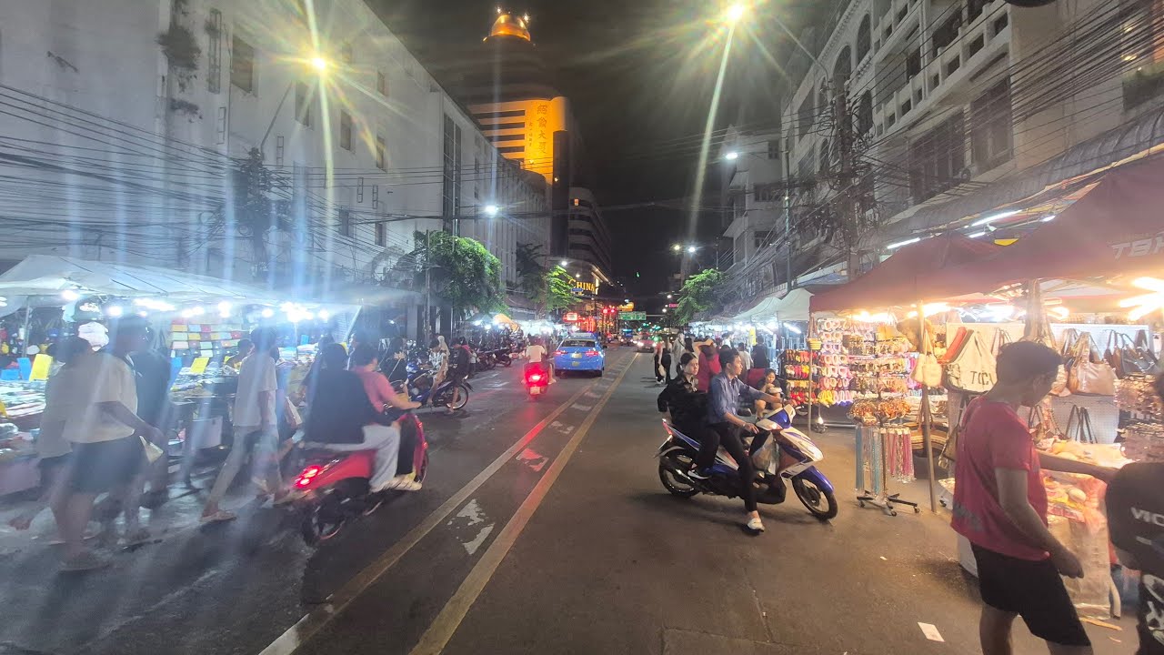 The China Town Market Bankok Thailand roads and street view at 2 am ✅️ #bankokthailand #travel
