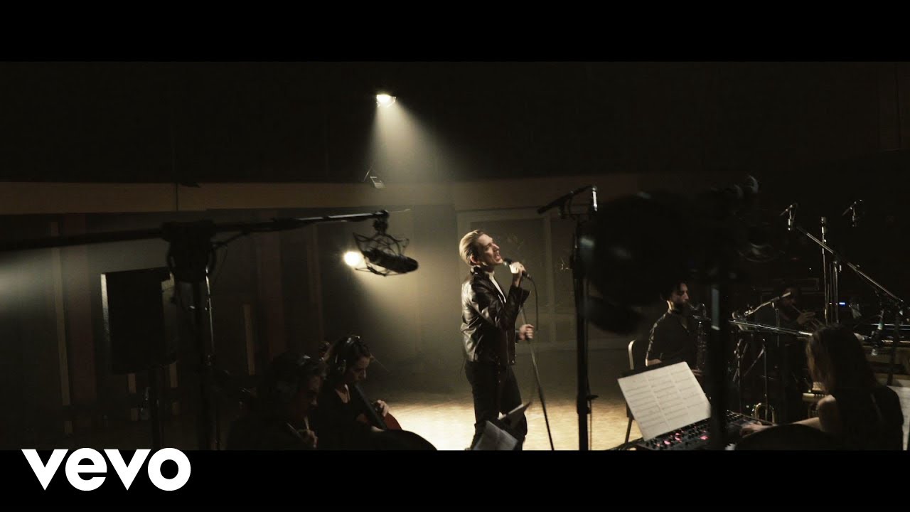 Thomas Azier - Gold (Live At Studio Davout, Paris / 2017)