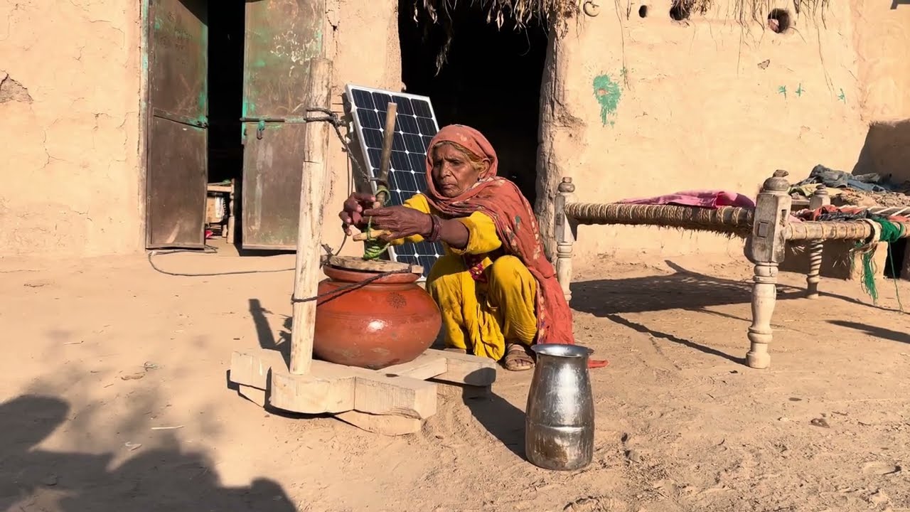 Pakistan Women Morning Routine in #Village || Unique life || Traditional Food Punjab￼