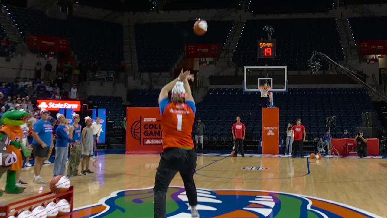 $19,000 AT STAKE‼️ Blake Cox takes on College GameDay's Half-Court Shot Challenge 🚨