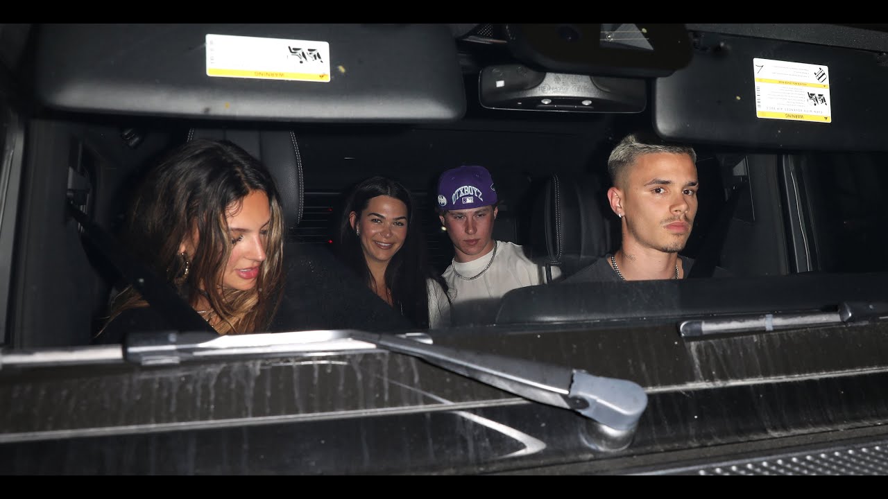 Romeo Beckham Grabs Dinner With His Friend And Two Girls in LA!