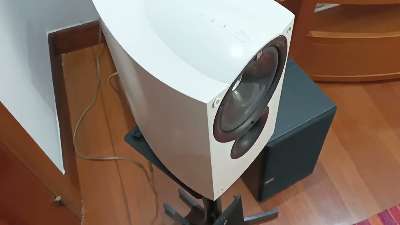 KEF Q COMPACT WHITE