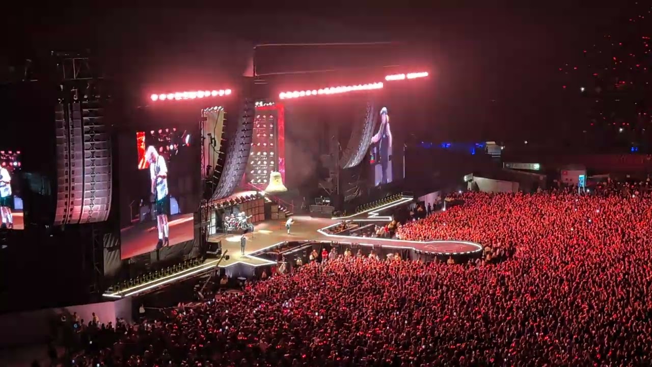 AC/DC - Hells Bells - Live in São Paulo Brazil
