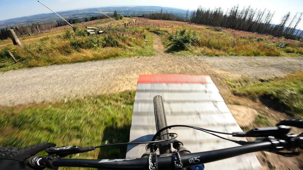 Bikepark ohne Kurven?! aber Road Gap geht klar!