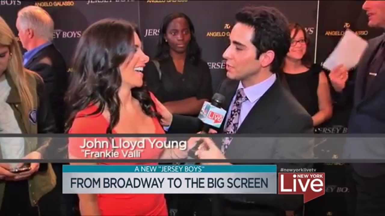 Clint Eastwood and the cast of JERSEY BOYS hit the Red Carpet!