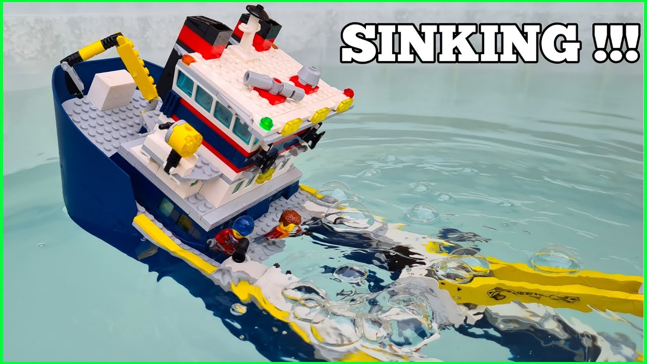 LEGO BOATS SINKING #3
