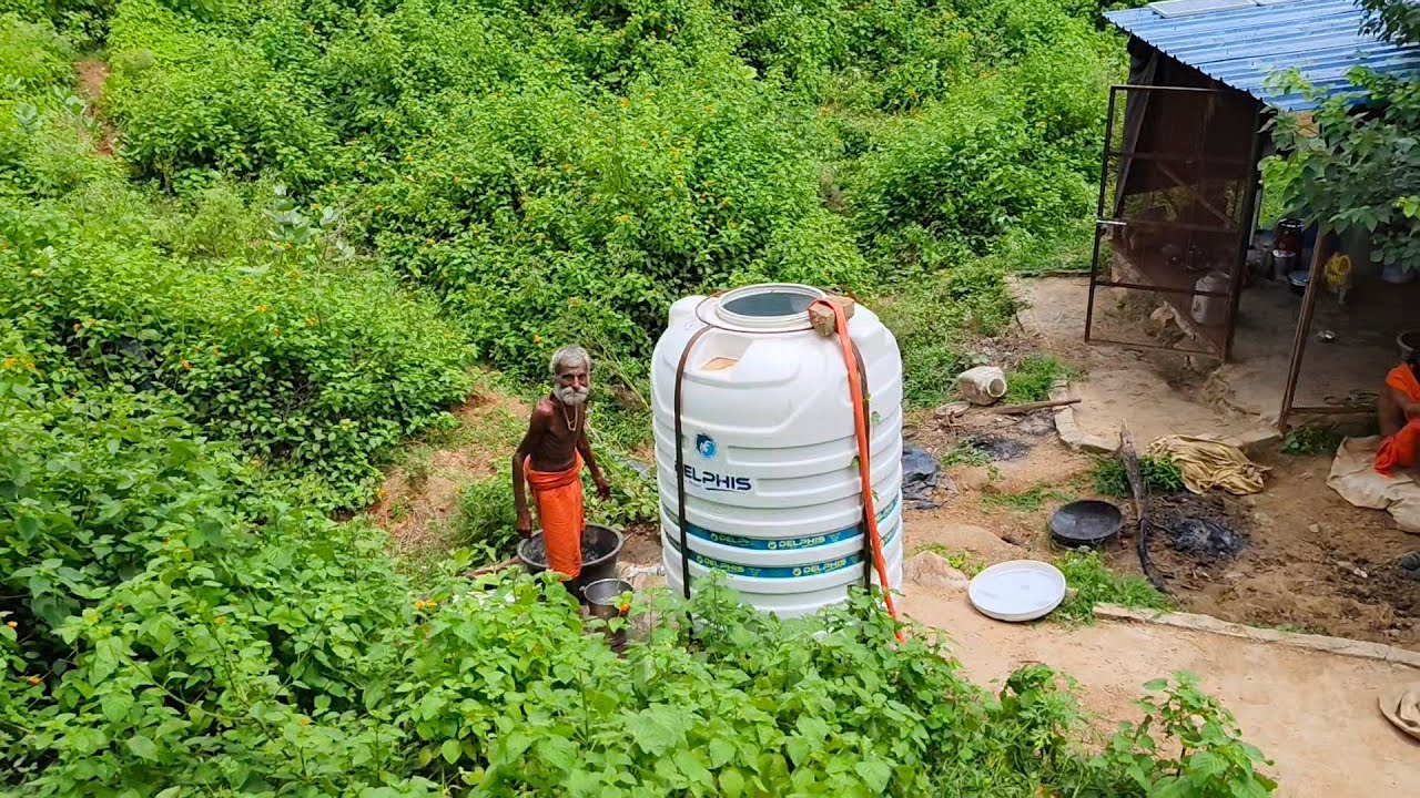 चित्रकूट के सिद्ध संत राधे बाबा बहुत ही सिद्ध भोजन प्रसादी बाबा ने खिलाया 