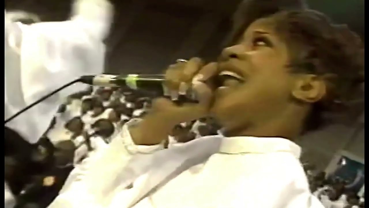 Dorinda Clark Cole - I've Already Been To The Water - COGIC Holy Convocation