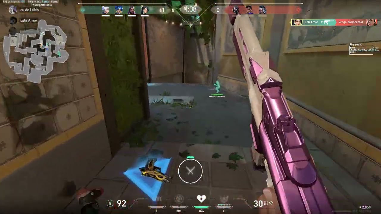 essa spectre é mto bonita nunca quero morrer